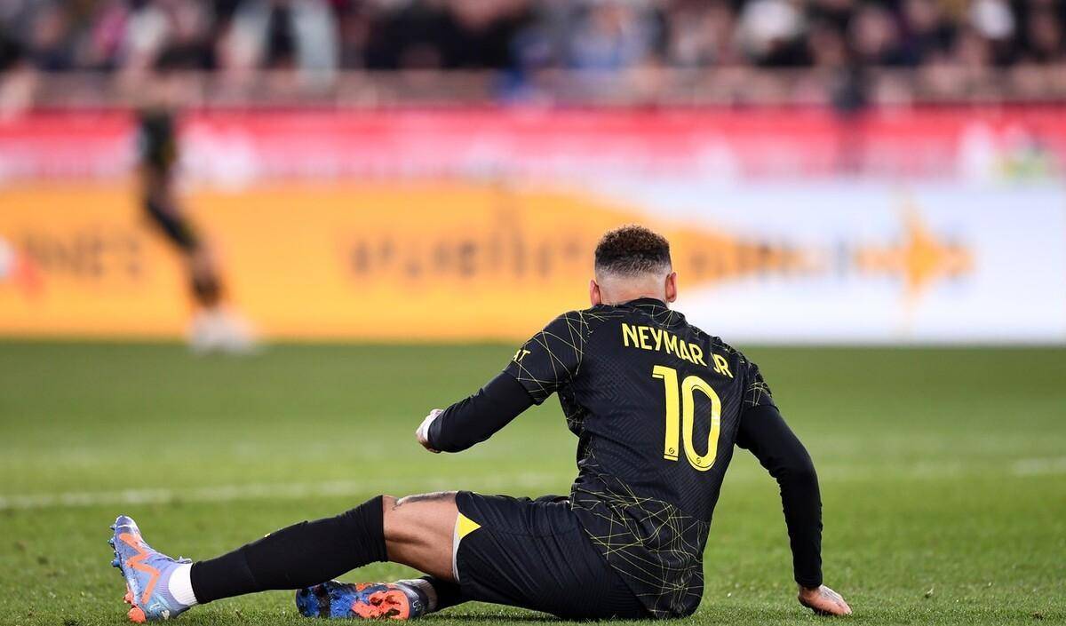 科维托娃遭遇十持续失利，巴黎圣日耳曼教练压力巨大！AYX中国体育赛事